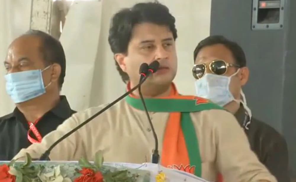 कमलनाथ और दिग्विजय मध्य प्रदेश के सबसे बड़े गद्दार हैं, सिंधिया ने कांग्रेस पर बोला हमला