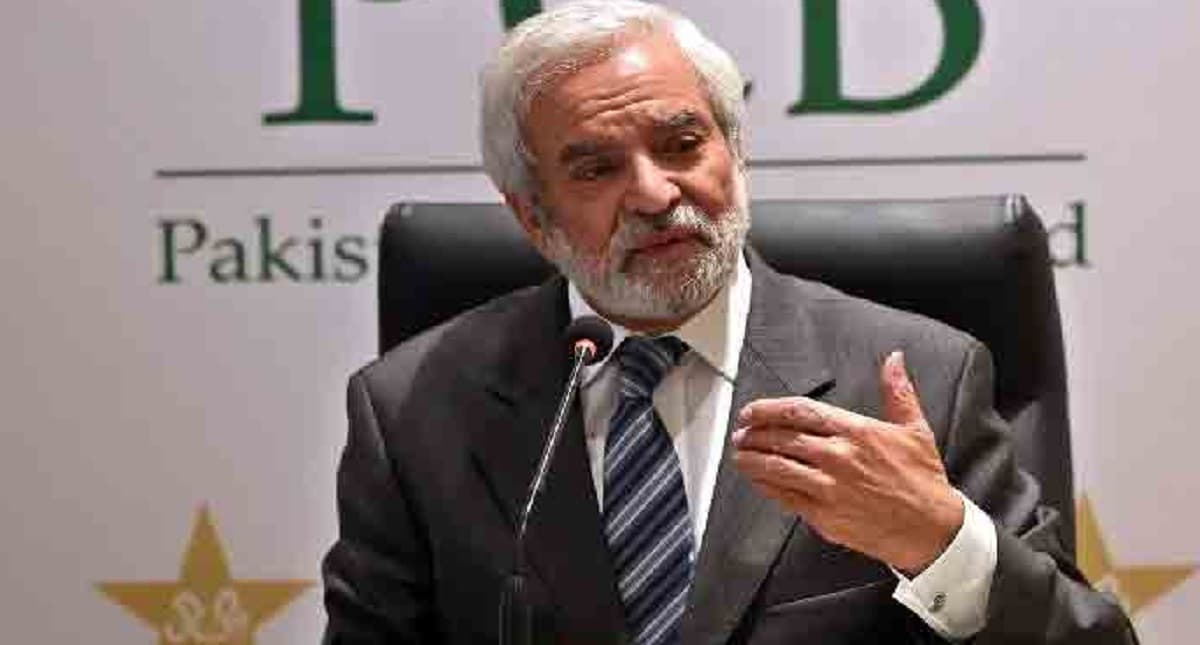 PCB चेयरमैन पद से हटे एहसान मनी, राजा ले सकते हैं जगह