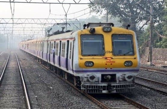 IRCTC/Indian Railways News : भीड़ को देखते हुए 21 सितंबर से बढ़ायी गयी स्पेशल सबअर्बन सर्विस ट्रेन की संख्या
