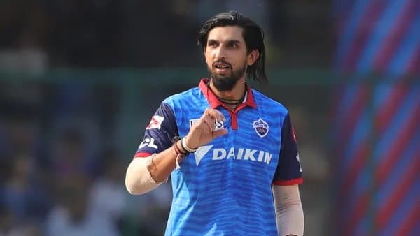 IPL 2020, DC vs KXIP: मैच से पहले दिल्ली को लगा बड़ा झटका, तेज गेंदबाज इशांत शर्मा कई मैचों से हो सकते हैं बाहर