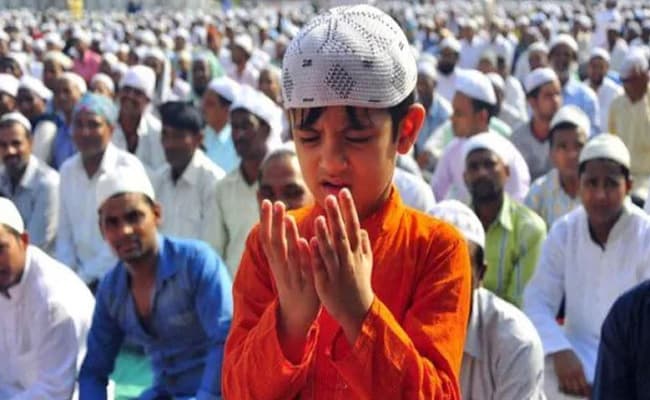 Eid Ul Fitr 2020: कब मनाई जाएगी ईद, जानिए लॉकडाउन में चांद के दीदार के बाद कैसे मनाई जाएगी ईद-उल-फितर