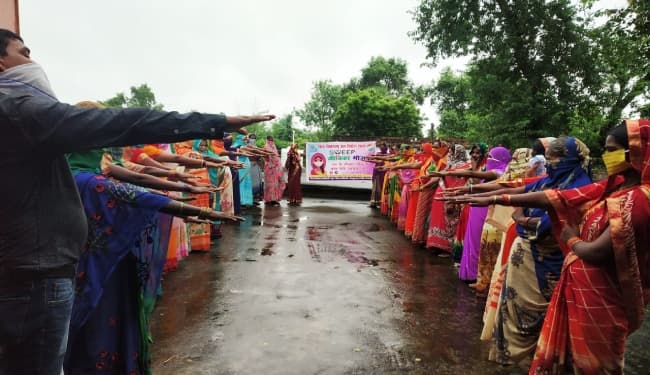 मतदाताओं को जागरूक करने के लिए आयोग ने अपनाया ये अनोखा तरीका, किचेन तक पहुंच रहा मतदान का संदेश