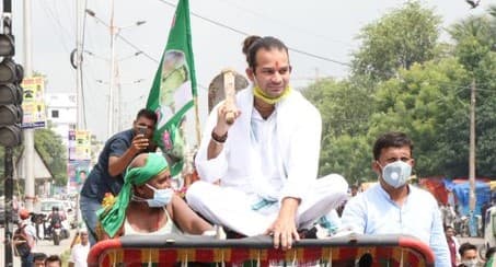 Bihar Chunav और ट्रैक्टर पॉलिटिक्स: राहुल गांधी के बाद अब तेजप्रताप दिखे खेतों में…