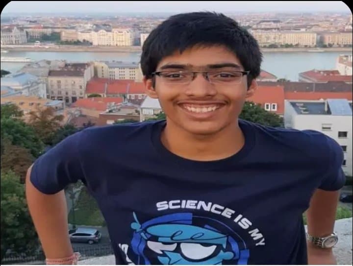 JEE Advanced 2020: बाल शक्ति पुरस्कार भी जीत चुके हैं ऑल इंडिया टॉपर चिराग फालूर