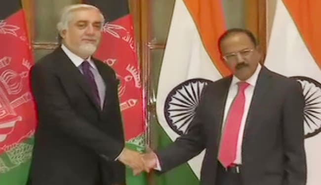 अफगानिस्तान में शांति के मद्देनजर क्षेत्रीय सहमति व समर्थन को लेकर NSA अजीत डोभाल से मिले अफगानी शांति परिषद के प्रमुख अब्दुल्ला