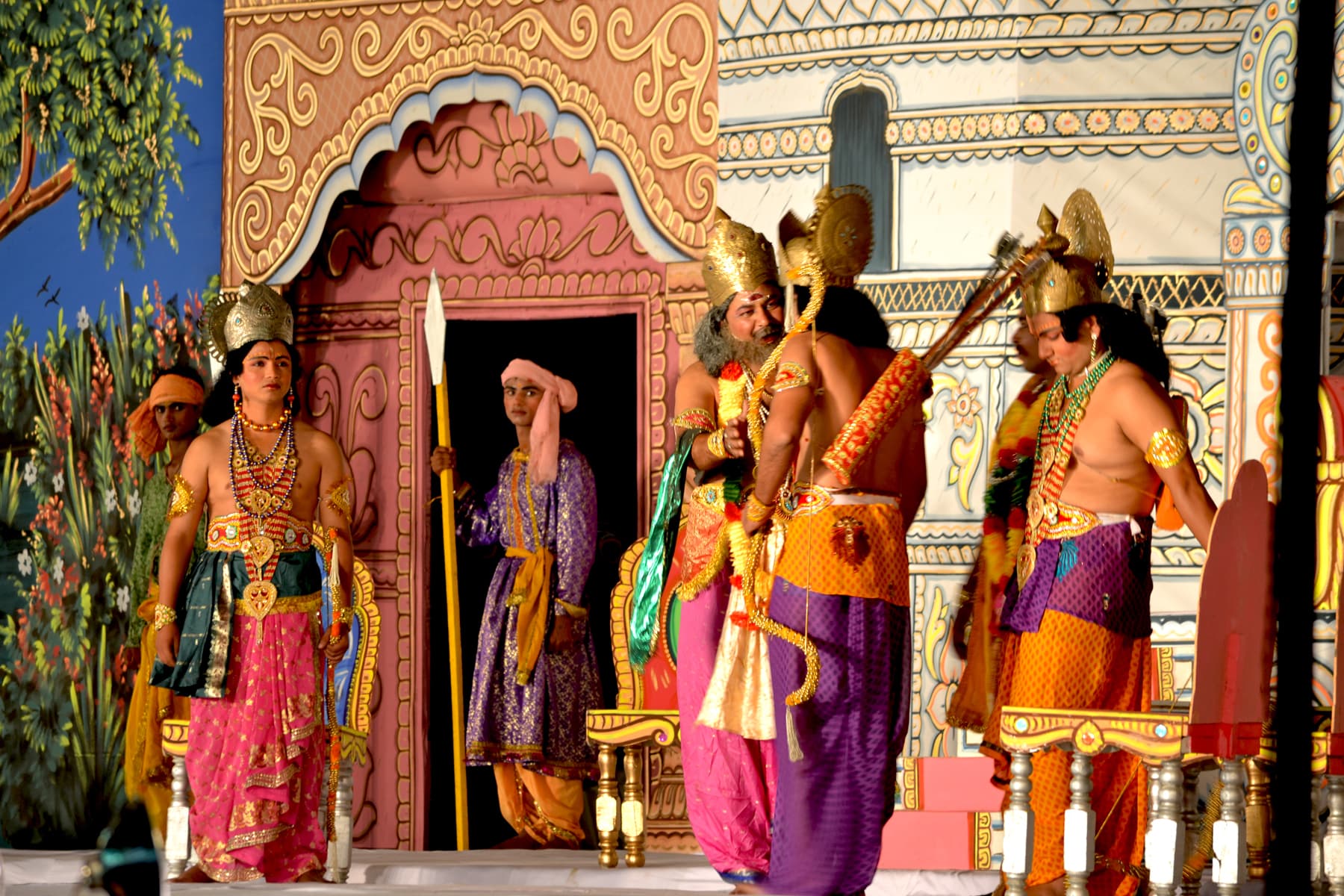 Navratri 2020: खास होगी अयोध्या की रामलीला! अंगद बनेंगे मनोज तिवारी तो भरत होंगे रविकिशन, आप यहां देख सकेंगे लाइव प्रसारण