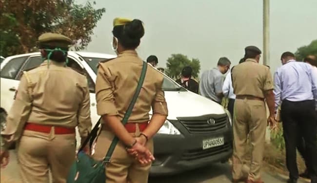 हाथरस घटना में सीबीआई ने पीड़िता के भाई को बुला कर घटनास्थल का किया निरीक्षण, घेराबंदी का दिया निर्देश