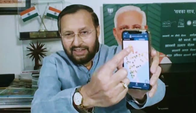 प्रदूषण की समस्या को एक दिन में हल नहीं किया जा सकता है, लगातार प्रयास की आवश्यकता : जावड़ेकर