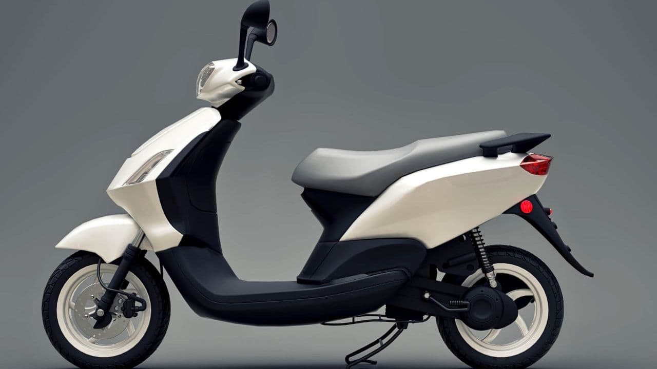 Ambassador बनानेवाली कंपनी अगले साल लायेगी Electric 2-Wheeler