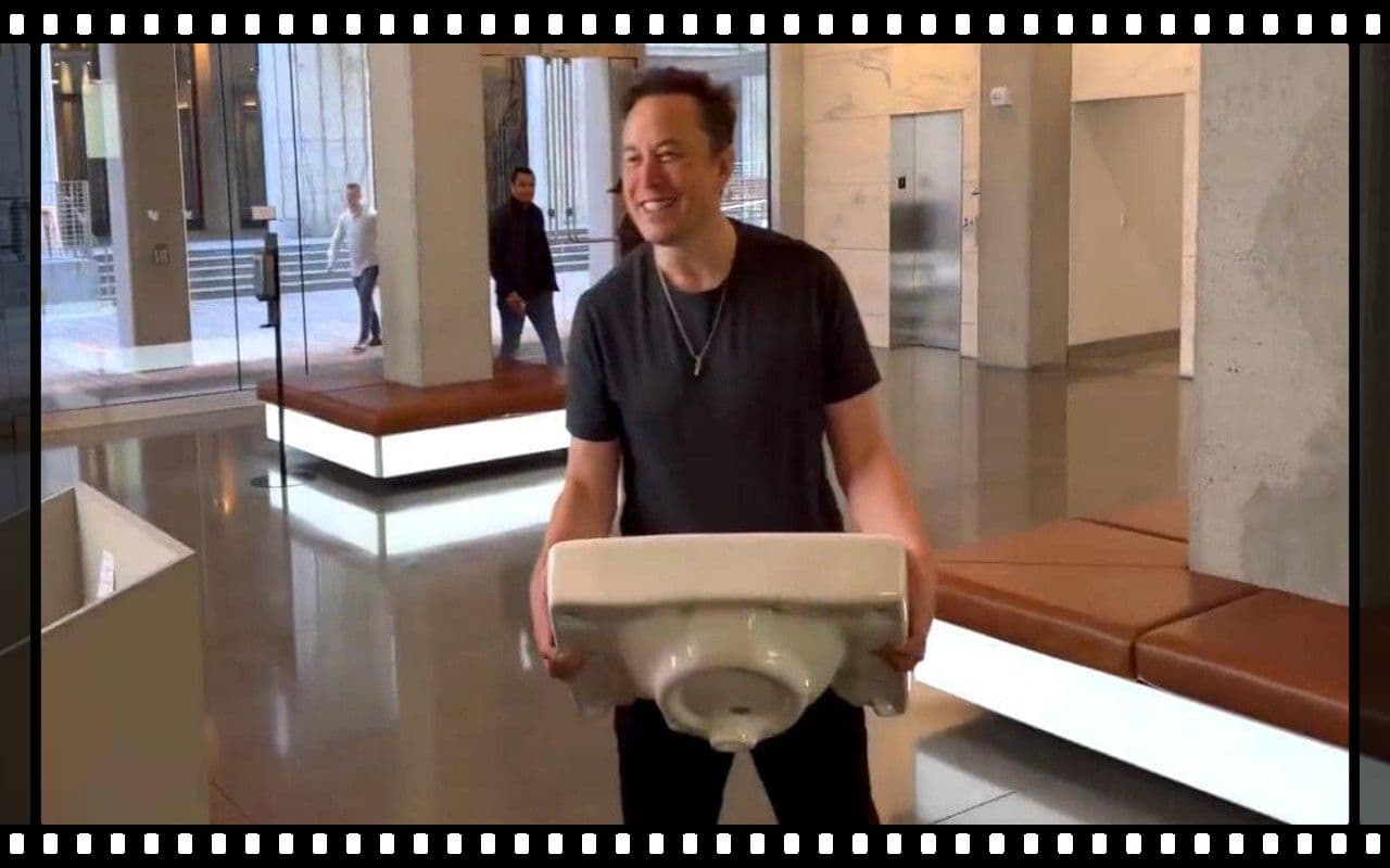 Twitter के मुख्यालय में Sink लेकर क्यों गये Elon Musk?