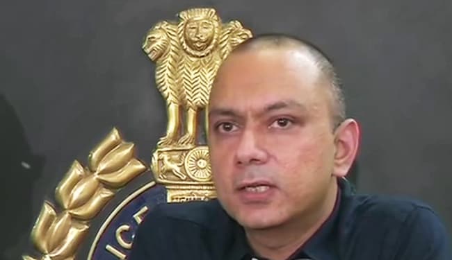 फर्जी वेबसाइट बना कर 27 हजार लोगों से ठगी करनेवाले गिरोह का भंडाफोड़, पांच आरोपित गिरफ्तार, 49 लाख रुपये बरामद