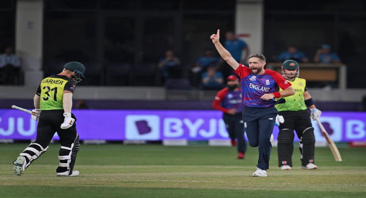 AUS vs ENG T20 WC : इंग्लैंड की ऑस्ट्रेलिया पर बड़ी जीत, सेमीफाइनल पर ठोका दावा, चमके जोर्डन और बटलर