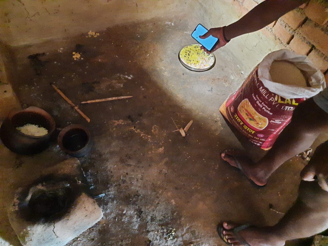 जामताड़ा में भूख से मौत का सच! उपायुक्त ने प्रेस कॉन्फ्रेंस करके किया खुलासा