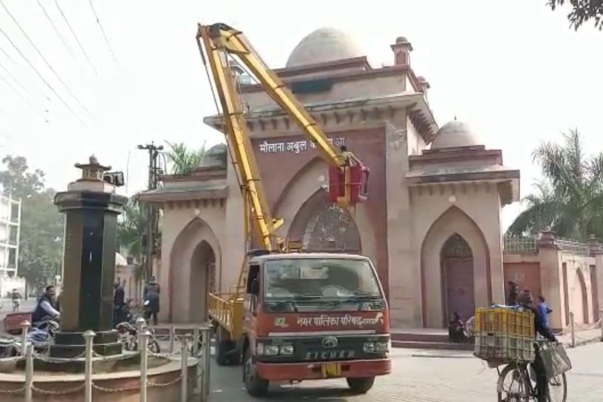 Uttar Pradesh News: आजम खान के पिता के नाम पर सरकारी पैसे से बनाया गया था पार्क, योगी सरकार ने नाम बदला डाला