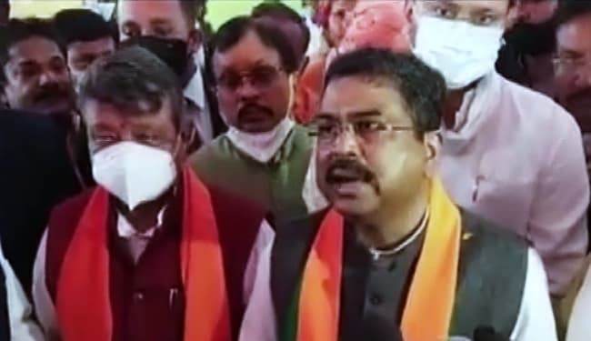 ठंड में बढ़ जाती है रसोई गैस की खपत, मांग बढ़ने से बढ़ती है कीमत : धर्मेंद्र प्रधान, कहा- आनेवाले महीनों में घट जायेगा मूल्य