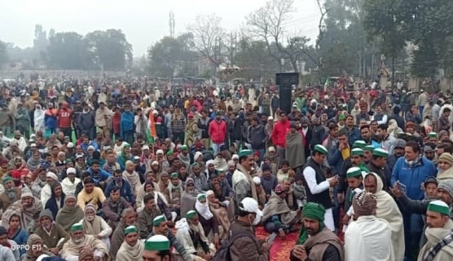 Kisan Mahapanchayat : मुजफ्फरनगर के बाद अब सीतापुर में महापंचायत, मेधा पाटकर और राकेश टिकैत भी होंगे शामिल