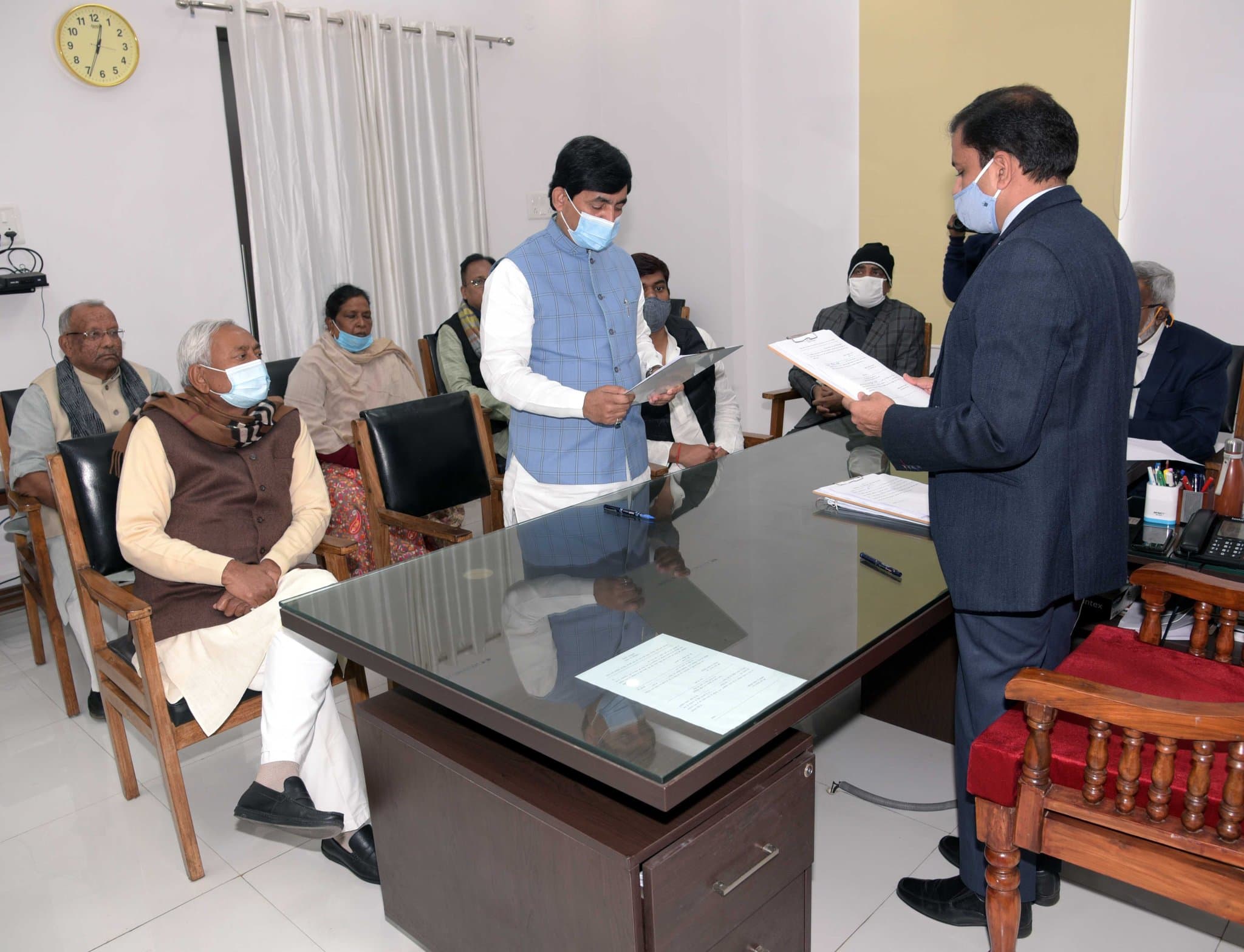 MLC Election 2021: अटल सरकार में मंत्री रहे शाहनवाज हुसैन अब बिहार में MLC, जानिए इनकी संपत्ति के बारे में