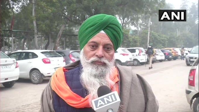 Farmers Protest : ट्रैक्टर परेड के रूट को लेकर नाराजगी के बीच दिल्ली बॉर्डर पर पहुंच रहे हैं किसान, ऐसी है तैयारी