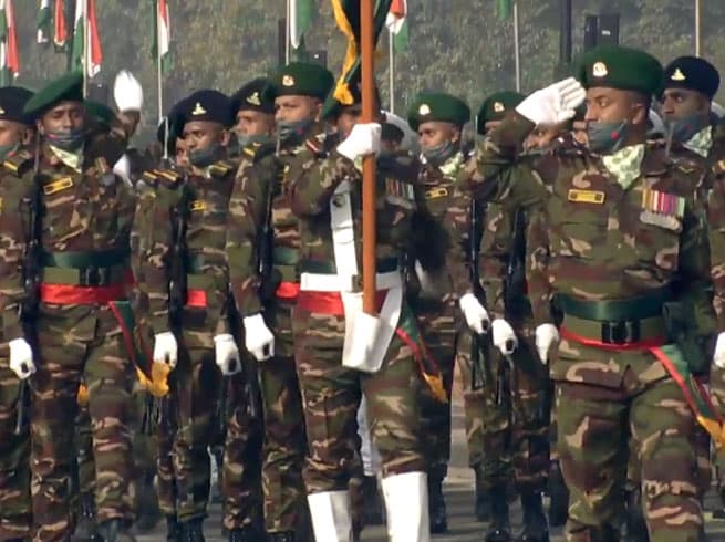 Republic Day Parade: पहली बार गणतंत्र दिवस परेड में नजर आई बांग्लादेश की सैन्य टुकड़ी, 1971 में मदद के लिए भारत को धन्यवाद