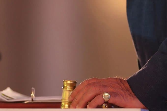 Indian Premier League : 18 फरवरी से शुरू होगी नीलामी, रोचक अंदाज में किया गया ट्‌वीट, काले चश्मे और मुस्कुराते चेहरे ...