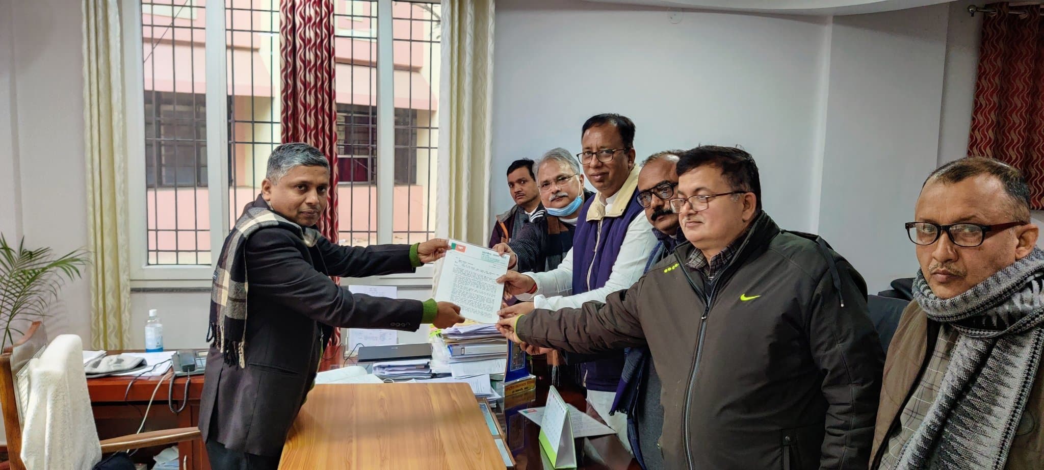 Bihar Panchayat Chunav से पहले BJP की EC से मांग, 2020 में बनी मतदाता सूची रद्द हो, आधार से लिंक हो वोटर लिस्ट