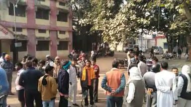 Bihar News: पति से विवाद कर पत्नी भाई के साथ गयी मायके, भोजपुरी गायक ने फंदे से लटक कर दे दी जान