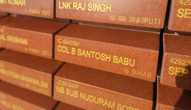 राष्ट्रीय युद्ध स्मारक में शामिल किये गये गलवान घाटी के शहीद