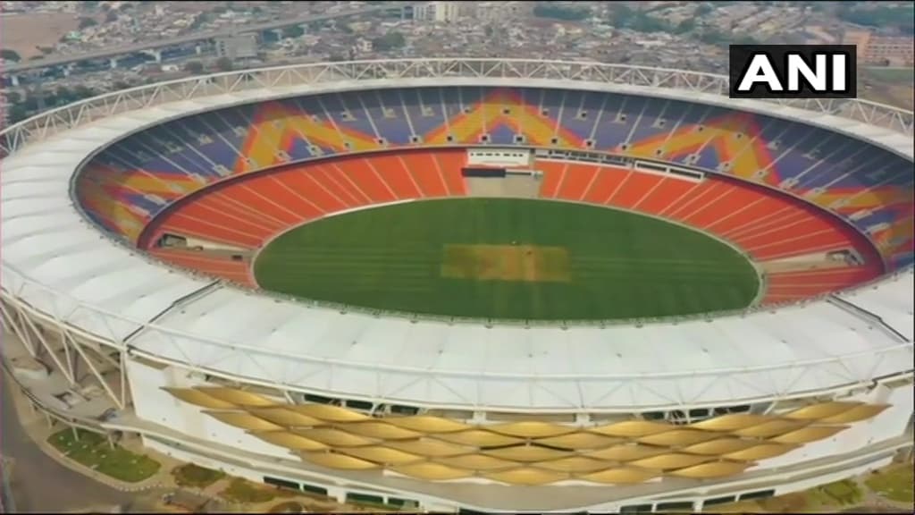 मोटेरा स्टेडियम का नाम नरेंद्र मोदी के नाम पर रखा गया, दुनिया के सबसे बड़े स्टेडियम की जानिए खासियत