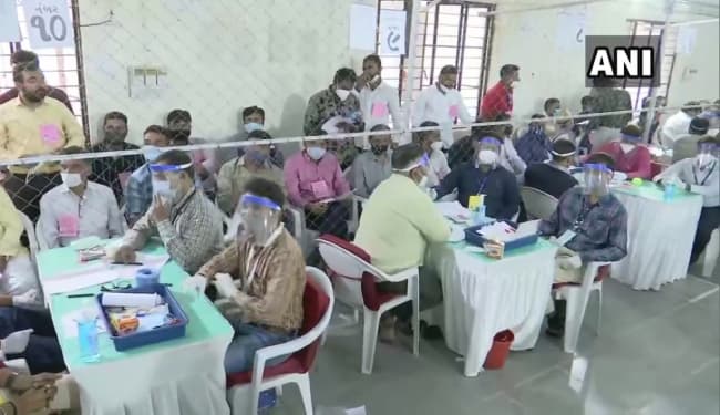 Gujarat municipal election result 2021 LIVE updates: गुजरात निकाय चुनाव में भाजपा की बंपर जीत, सूरत में AAP का शानदार प्रदर्शन, अहमदाबाद में ओवैसी की इंट्री