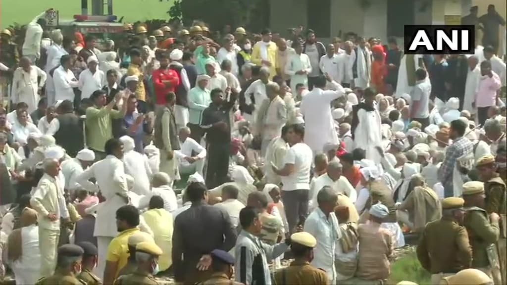 Rail Roko Andolan: अंबाला में पटरी पर बैठै किसान, गाजियाबाद में रोकी गयी 'उत्कल एक्सप्रेस'