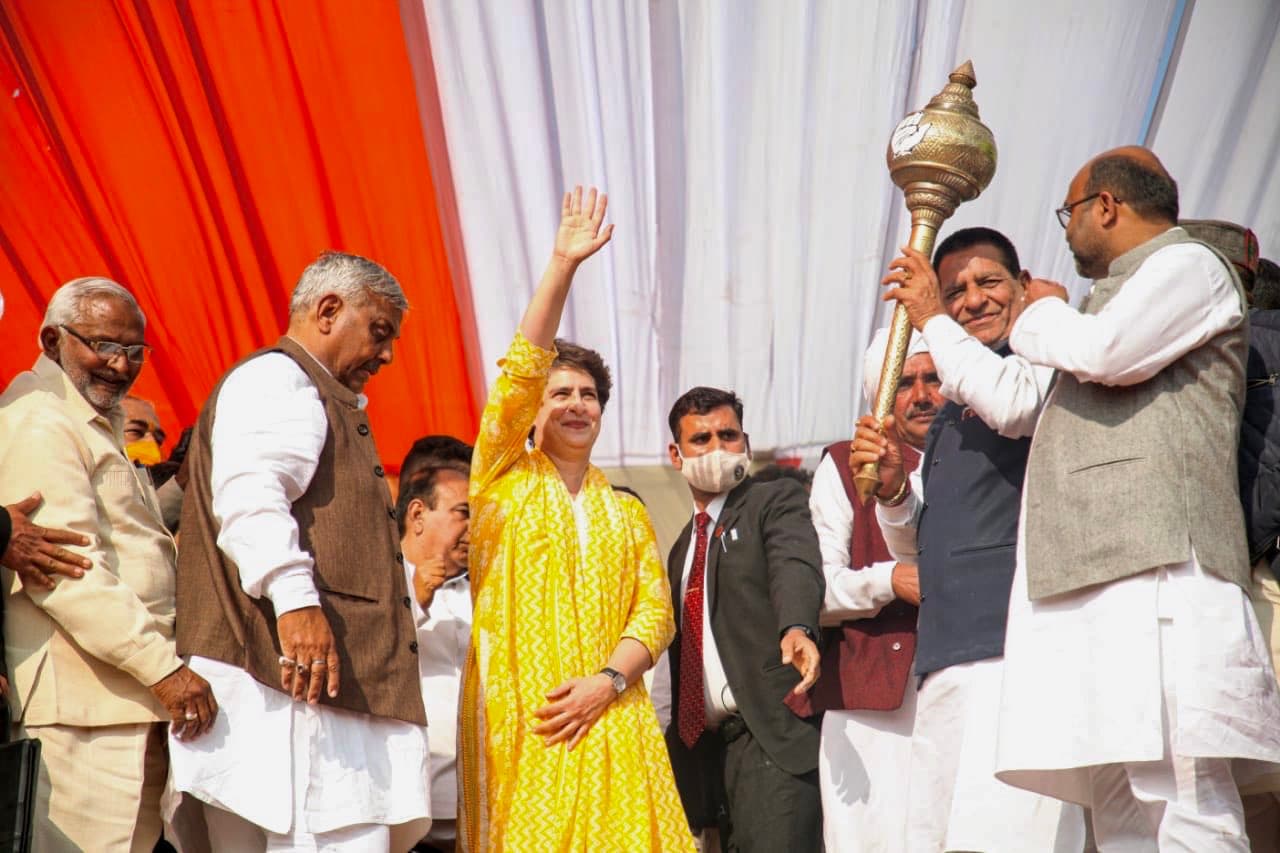 कृषि कानूनों के खिलाफ कांग्रेस का हल्ला बोल, मथुरा में किसान महापंचायत में शामिल होंगी प्रियंका गांधी