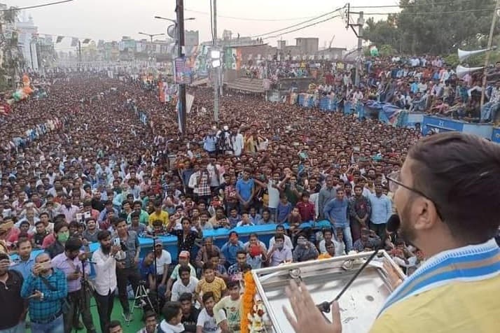 TMC के ‘खेला होबे’ का जलवा, देवांशु भट्टाचार्य ने गाने से हाथरस, महंगाई पर BJP और पीएम मोदी को ‘धो डाला’…