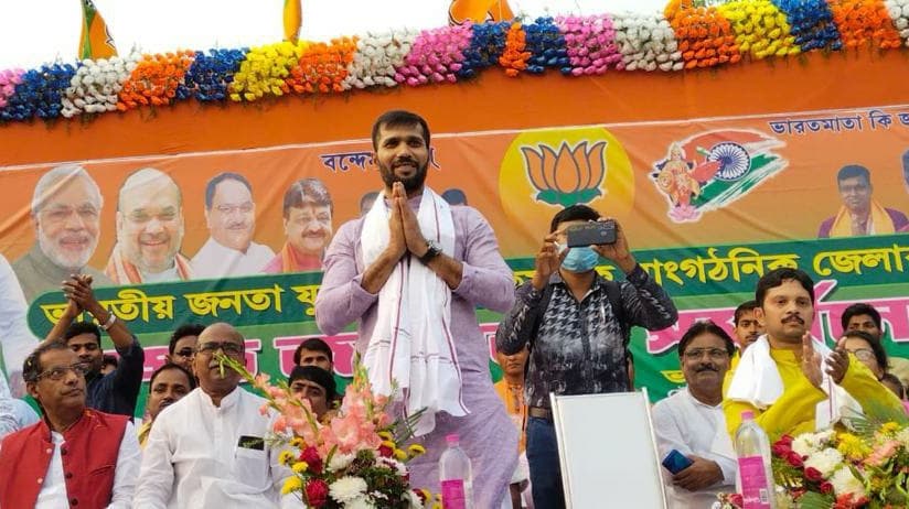 Bengal Election 2021: क्रिकेटर अशोक डिंडा को बीजेपी ने बनाया उम्मीदवार, पूर्वी मेदिनीपुर के मोयना सीट से लड़ेगे चुनाव