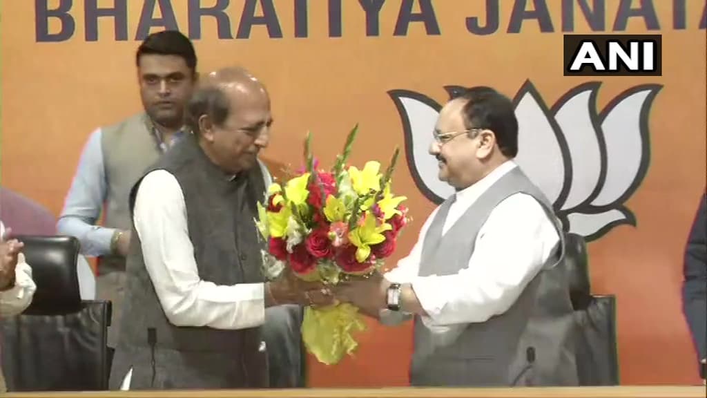 West Bengal Election 2021: टीएमसी में जनता की नहीं परिवार की सेवा होती है, बीजेपी में शामिल होते ही दिनेश त्रिवेदी ने किया ममता पर हमला West Bengal Election 2021: टीएमसी में जनता की नहीं परिवार की सेवा होती है, बीजेपी में शामिल होते ही दिनेश त्रिवेदी ने किया ममता पर हमला
