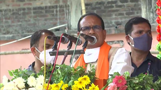 Bengal Chunav 2021: मेदिनीपुर में 'मामा' ने बताया 'DIDI' का फुल फॉर्म, कहा-'ममता ने मां माटी और मानुष का अपमान किया है'