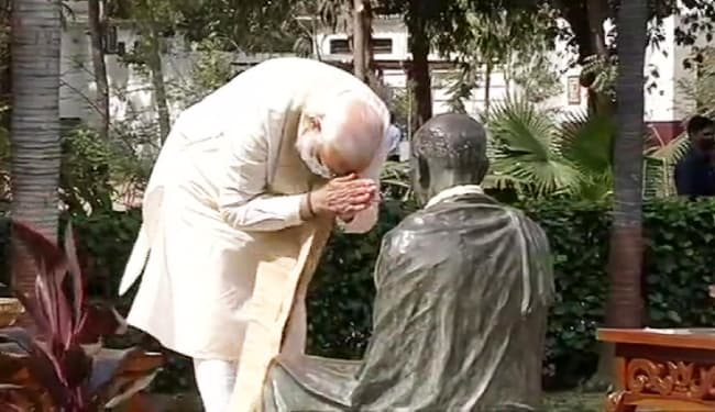 आजादी का अमृत महोत्सव: PM मोदी ने ट्वीट कर कहा, लोकल सामान ही खरीदें, पोस्ट करें सेल्फी