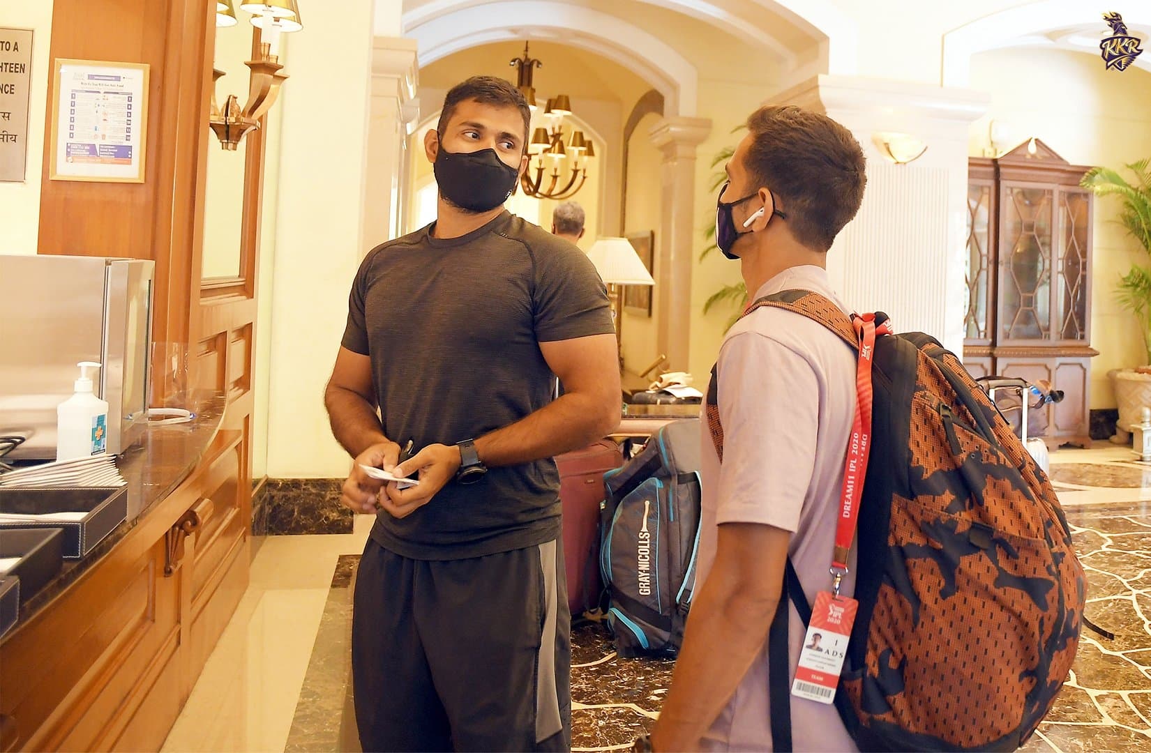 IPL 2021: मुंबई पहुंचने लगे हैं केकेआर के खिलाड़ी, जल्द ही ग्राउंड पर अभ्यास करते दिखेगी टीम