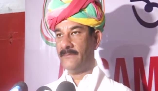 Assam Assembly Election: हर महिलाओं को 2000 रुपये और हर महीने 200 यूनिट बिजली मुफ्त देगी कांग्रेस