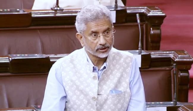 ब्रिटिश संसद में किसान आंदोलन पर चर्चा पर भारत का जवाबी हमला, कहा- ब्रिटेन में बढ़ रहे नस्लवाद पर चुप नहीं बैठेंगे हम