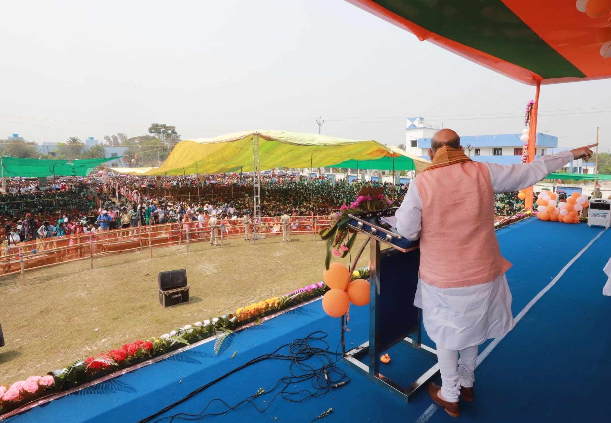 ‘गुंडों’ को सबक सिखाएंगे अमित शाह, गोसाबा रैली में BJP के ‘चाणक्य’ का ट्रेलर, पिक्चर अभी बाकी है?