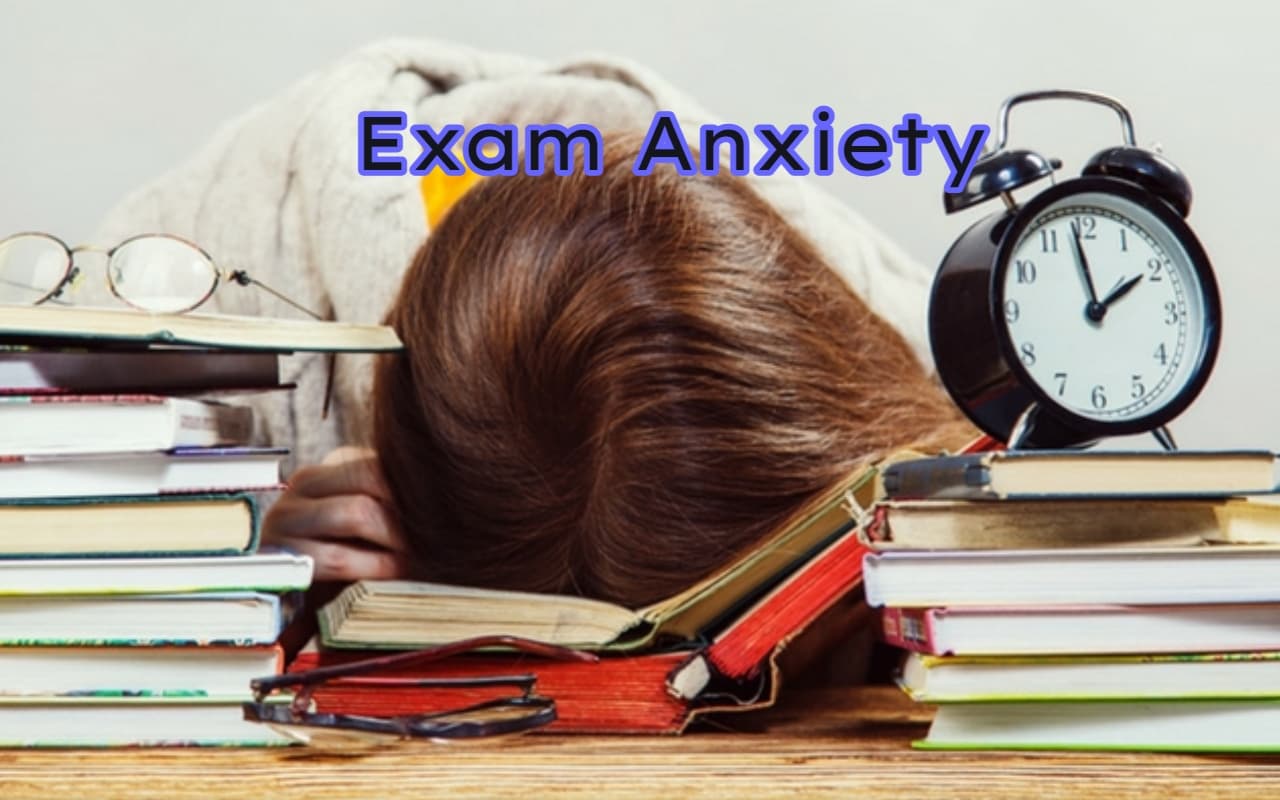 Exam Anxiety: परीक्षा से पहले हो रही टेंशन? इन 6 तरीकों से तनाव और नेगेटिविटी को दूर भगायें