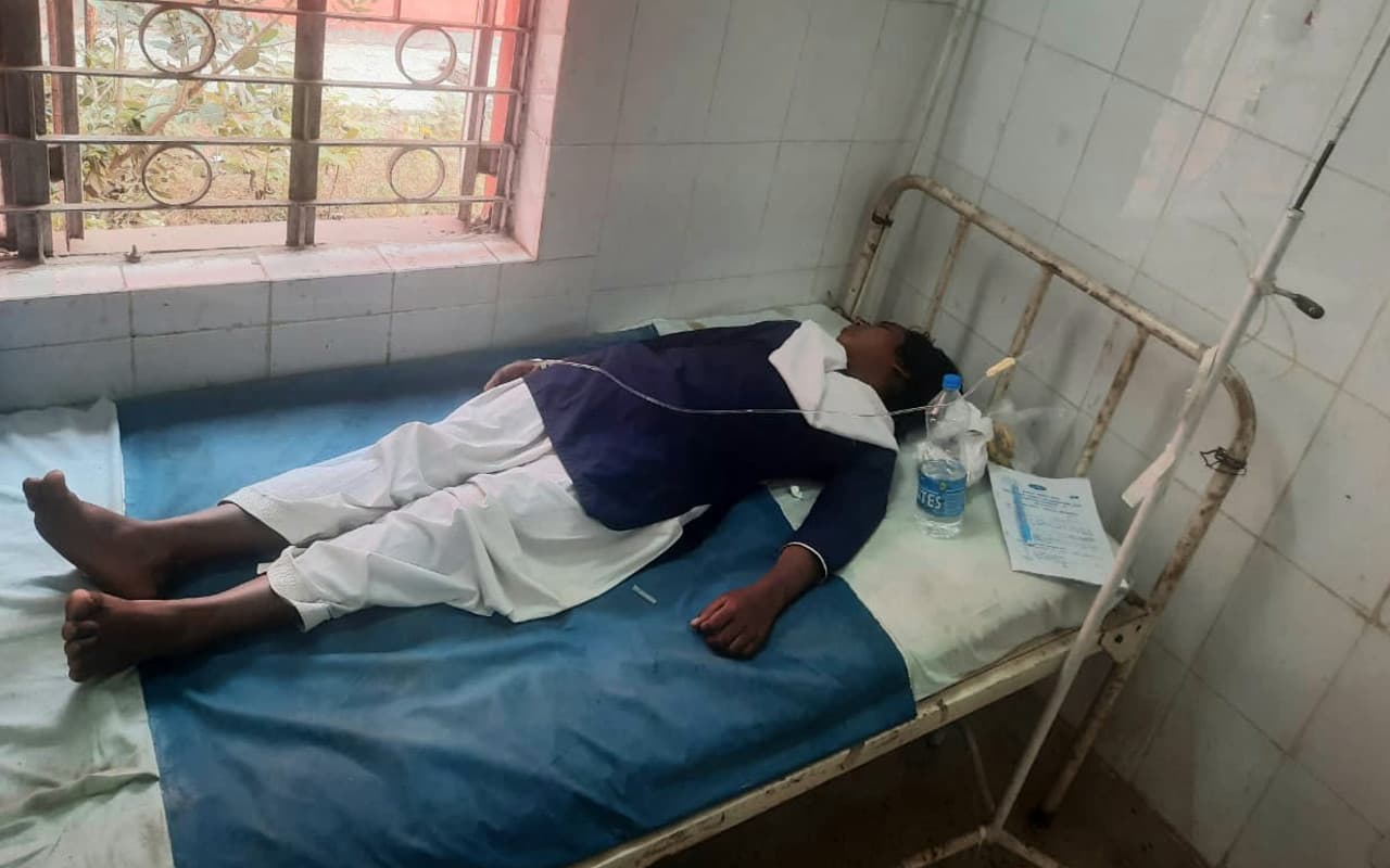 JAC 10th-12th Exam: दुमका में मैट्रिक की परीक्षार्थी हुई बेहोश, संताल के अन्य सेंटर्स का जानें हाल