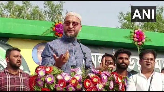 बंगाल के मुर्शिदाबाद से पीएम मोदी पर ओवैसी का हमला, कहा- बीजेपी ने देश में नफरत फैला दी है