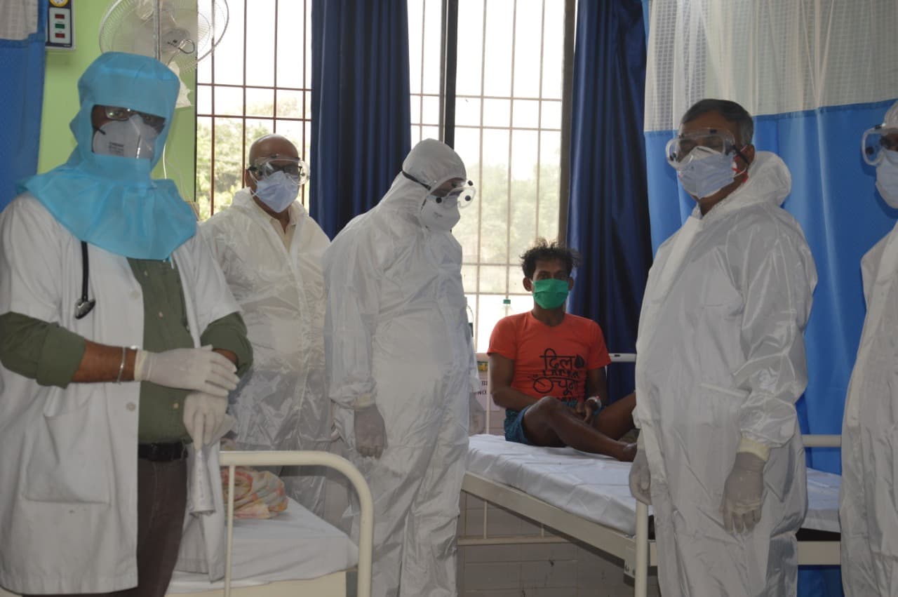 झारखंड में कब तक बढ़ेगा कोरोना संक्रमण, ओमिक्रॉन है कितना घातक, एक्सपर्ट डॉ प्रवीण कर्ण ने कही ये अहम बात