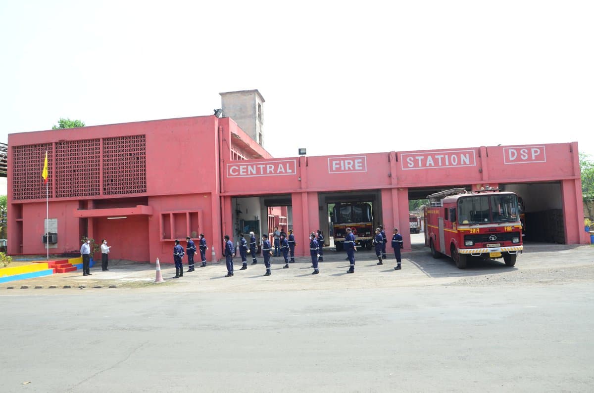 Bengal News: दुर्गापुर इस्पात संयंत्र में मनाया जा रहा अग्निशमन सेवा सप्ताह, शहीद अग्निशामकों को दी गयी श्रद्धांजलि