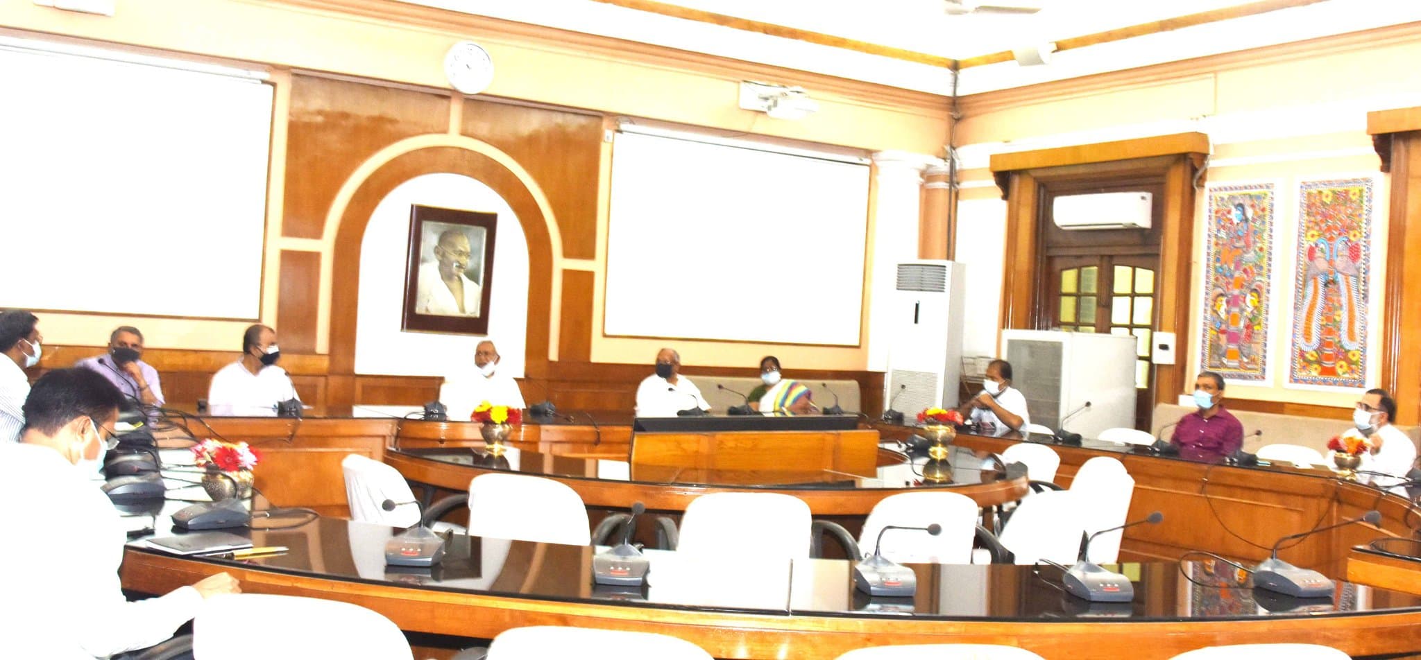 Coronavirus in Bihar : बिगड़े हालात पर नीतीश कुमार ने की हाइ लेवल मीटिंग, सीएम बोले- जहां ज्यादा केस, वहां बरतें खास सतर्कता