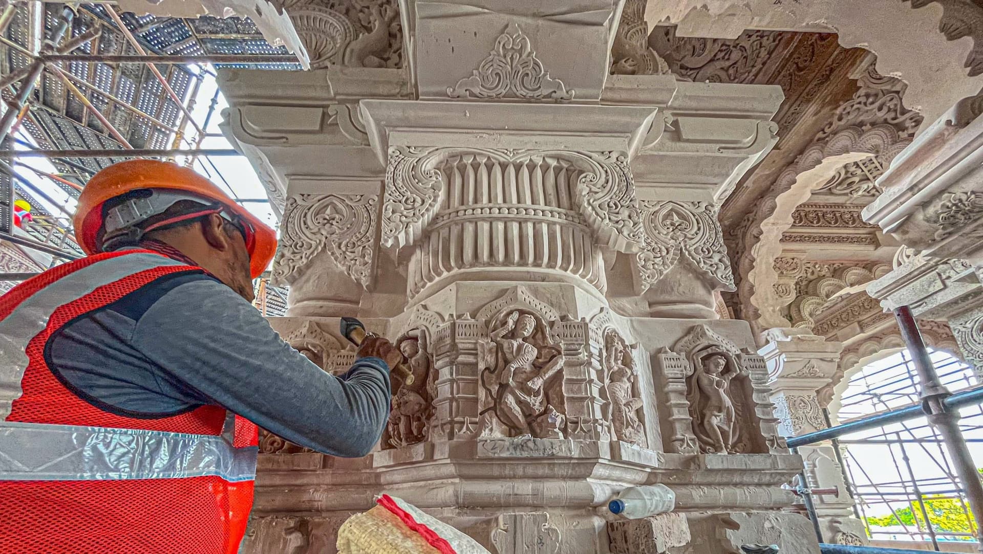 Ayodhya Shri Ram Mandir  राम मंदिर प्राण प्रतिष्ठा के लिए ट्रस्ट ने भक्तों से की अपील, जन्मभूमि का दिया खाका
