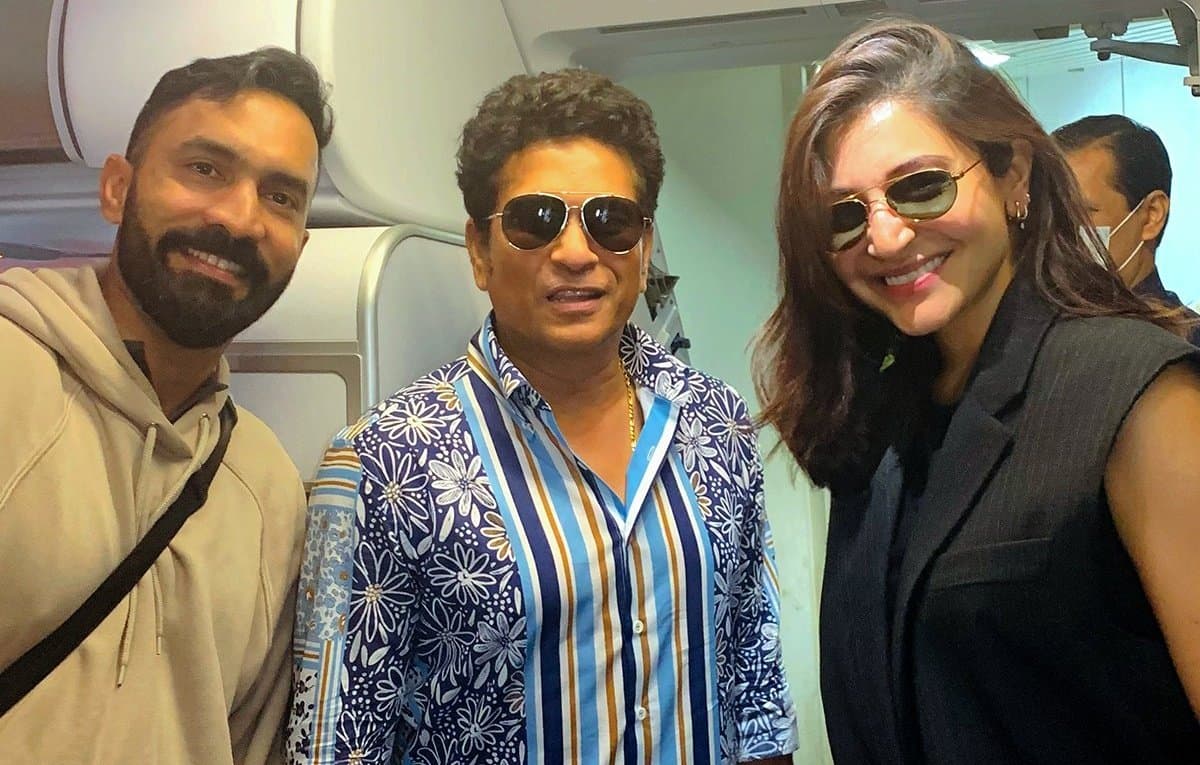Watch: अनुष्का शर्मा और सचिन तेंदुलकर भारत और पाकिस्तान का मैच देखने पहुंचे नरेंद्र मोदी स्टेडियम