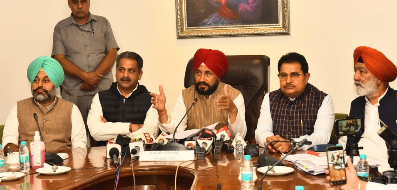 Diwali Gift 2021 : पंजाब सरकार ने महंगाई भत्ते में की बंपर वृद्धि, कर्मचारियों की बल्ले -बल्ले