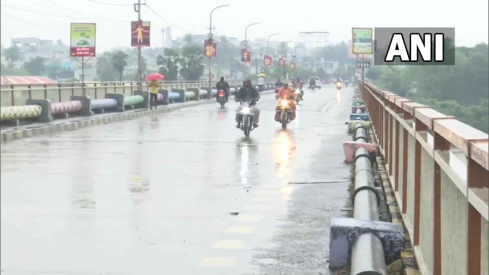 Weather Forecast LIVE: आधी रात को डीप डिप्रेशन में तब्दील होगा जवाद, बंगाल, ओड़िशा, आंध्र में भारी बारिश